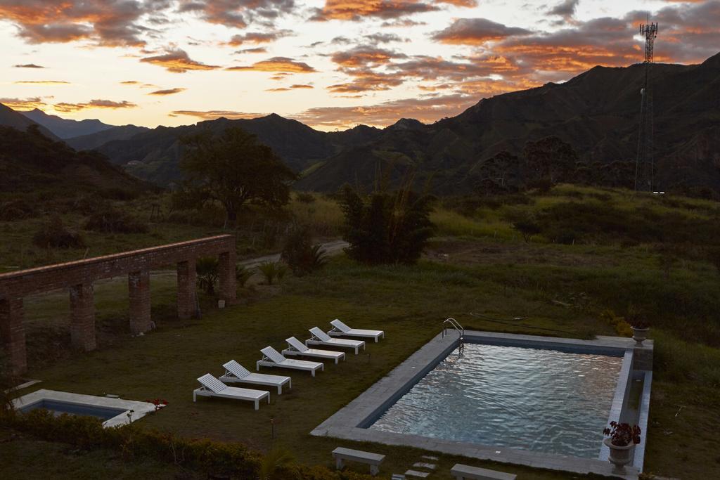 Villa Beatriz Lodge Vilcabamba Exterior foto