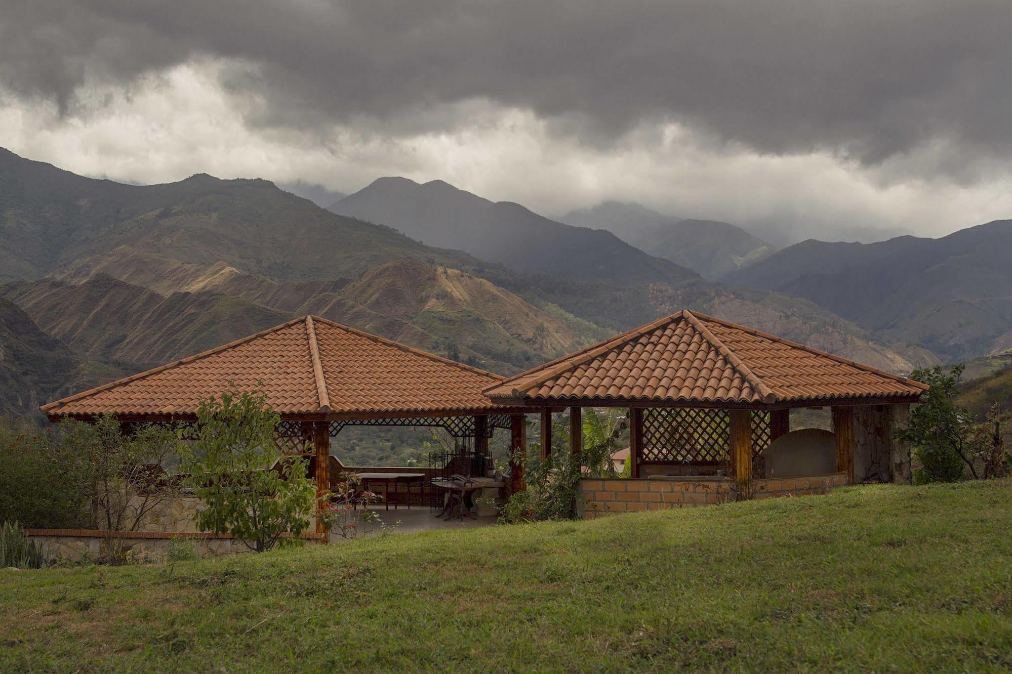 Villa Beatriz Lodge Vilcabamba Exterior foto